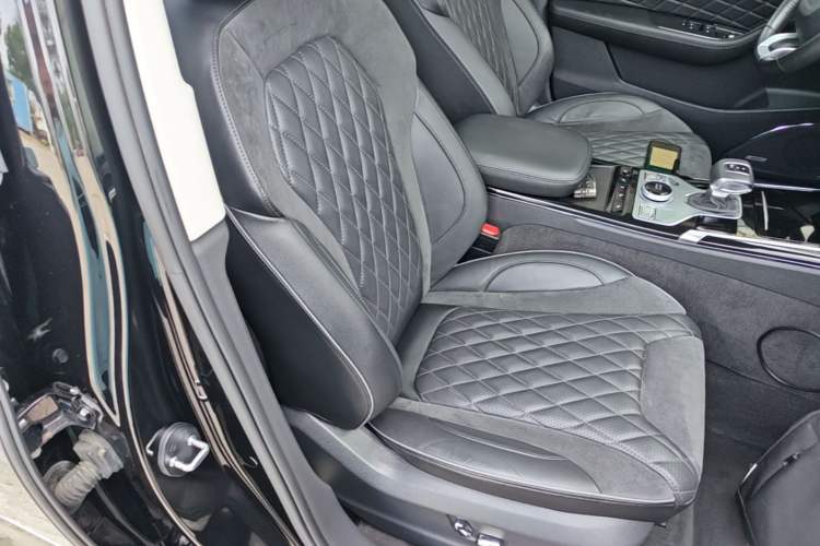 Used Hongqi HS5 2019 2.0T Smart Connect Flagship Edition Right Front Seat