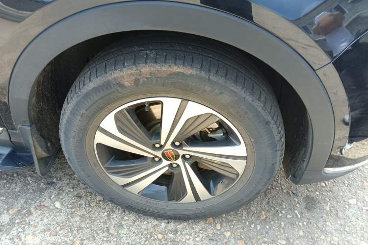 Used Hongqi HS5 2019 2.0T Smart Connect Flagship Edition Right Front Wheel Hub