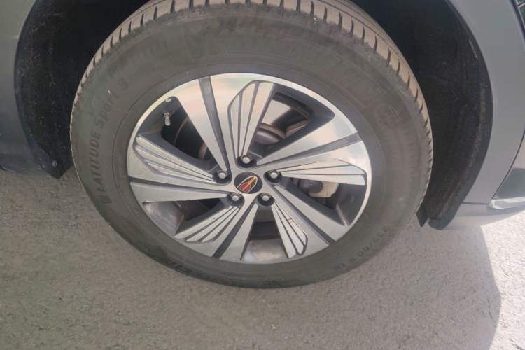 Used Hongqi HS5 2019 2.0T Smart Connect Flagship Edition Right Front Wheel Hub