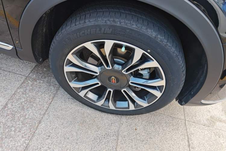 Used Hongqi HS5 2019 2.0T Smart Connect Flagship All-Wheel-Drive Version Right Front Wheel Hub