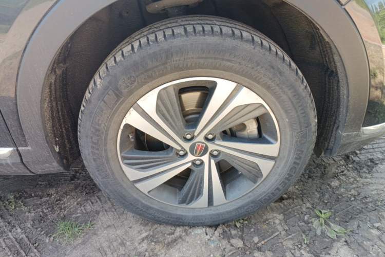 Used Hongqi HS5 2019 2.0T Smart Connect Flagship Edition Right Front Wheel Hub