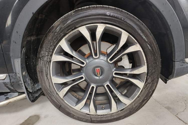 Used Hongqi HS5 2019 2.0T Smart Connect Flagship All-Wheel-Drive Version Right Front Wheel Hub