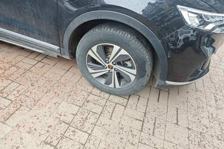 Used Hongqi HS5 2019 2.0T Smart Connect Flagship Edition Right Front Wheel Hub