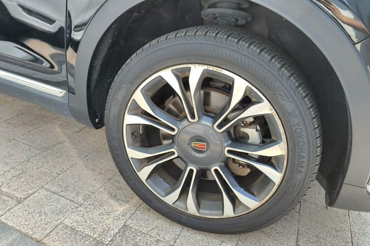 Used Hongqi HS5 2019 2.0T Smart Connect Flagship Edition Right Front Wheel Hub