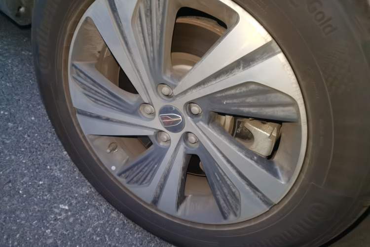 Used Hongqi HS5 2019 2.0T Smart Connect Flagship Edition Right Front Wheel Hub