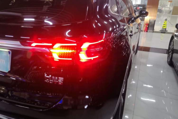 Used Hongqi HS5 2019 2.0T Smart Connect Flagship Edition Right Rear Taillight