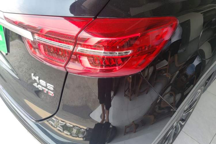 Used Hongqi HS5 2019 2.0T Smart Connect Flagship All-Wheel-Drive Version Right Rear Taillight