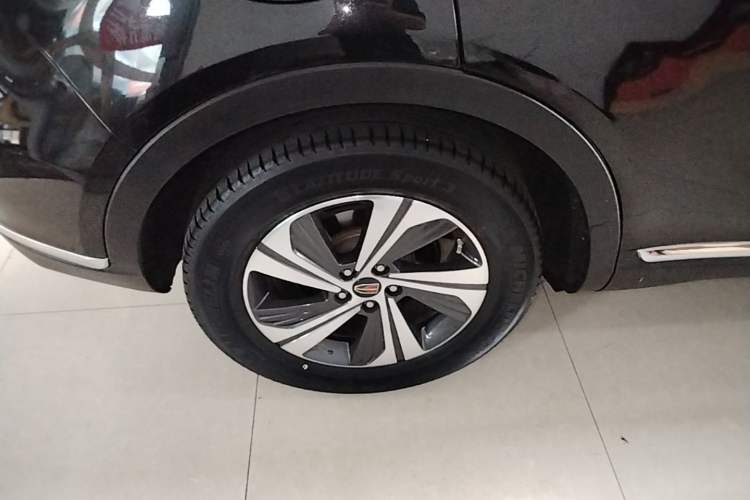 Used Hongqi HS5 2019 2.0T Smart Connect Flagship Edition Right Rear Wheel Hub