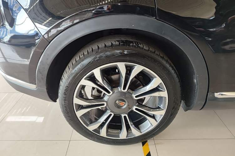 Used Hongqi HS5 2019 2.0T Smart Connect Flagship All-Wheel-Drive Version Right Rear Wheel Hub