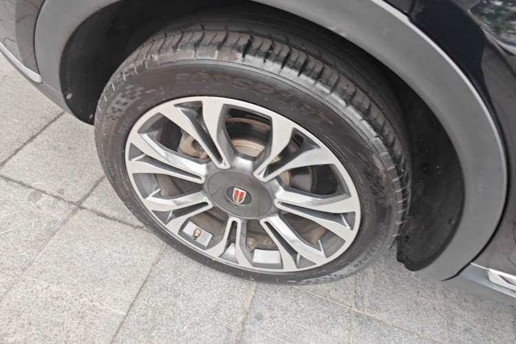Used Hongqi HS5 2019 2.0T Smart Connect Flagship Edition Right Rear Wheel Hub