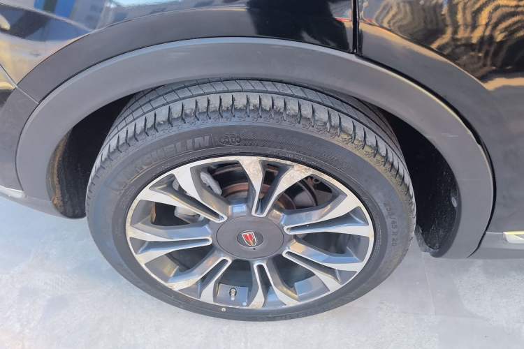 Used Hongqi HS5 2019 2.0T Smart Connect Flagship All-Wheel-Drive Version Right Rear Wheel Hub