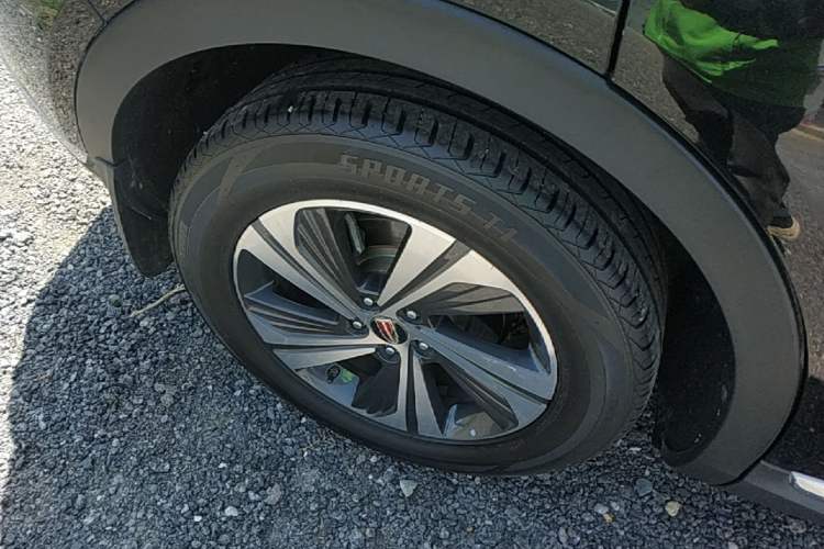 Used Hongqi HS5 2019 2.0T Smart Connect Flagship Edition Right Rear Wheel Hub