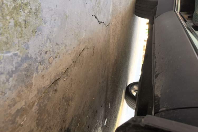 Used Hongqi HS5 2019 2.0T Smart Connect Flagship All-Wheel-Drive Version Right Side Sill
