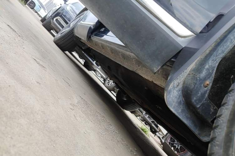 Used Hongqi HS5 2019 2.0T Smart Connect Flagship Edition Right Side Sill