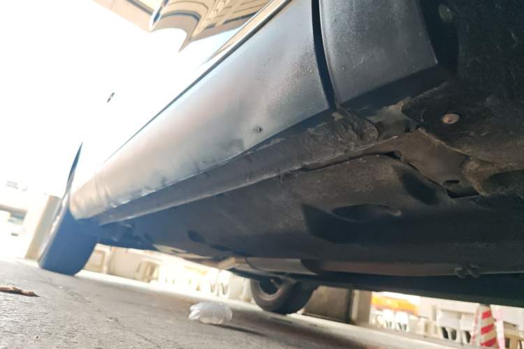 Used Hongqi HS5 2019 2.0T Smart Connect Flagship Edition Right Side Sill