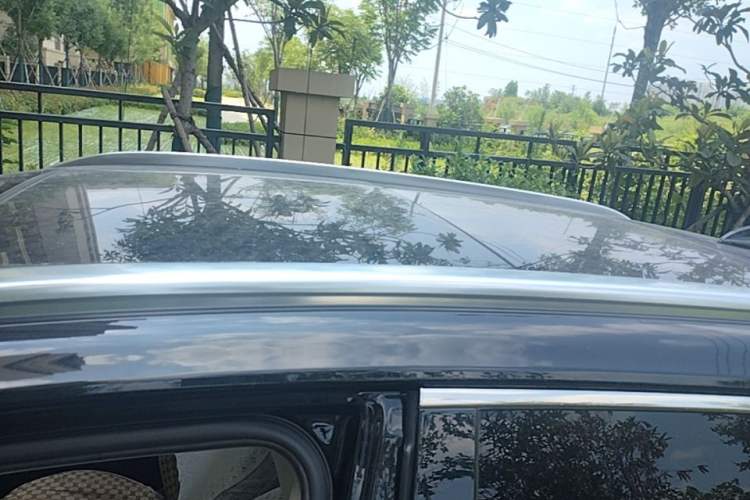 Used Hongqi HS5 2019 2.0T Smart Connect Flagship All-Wheel-Drive Version Roof