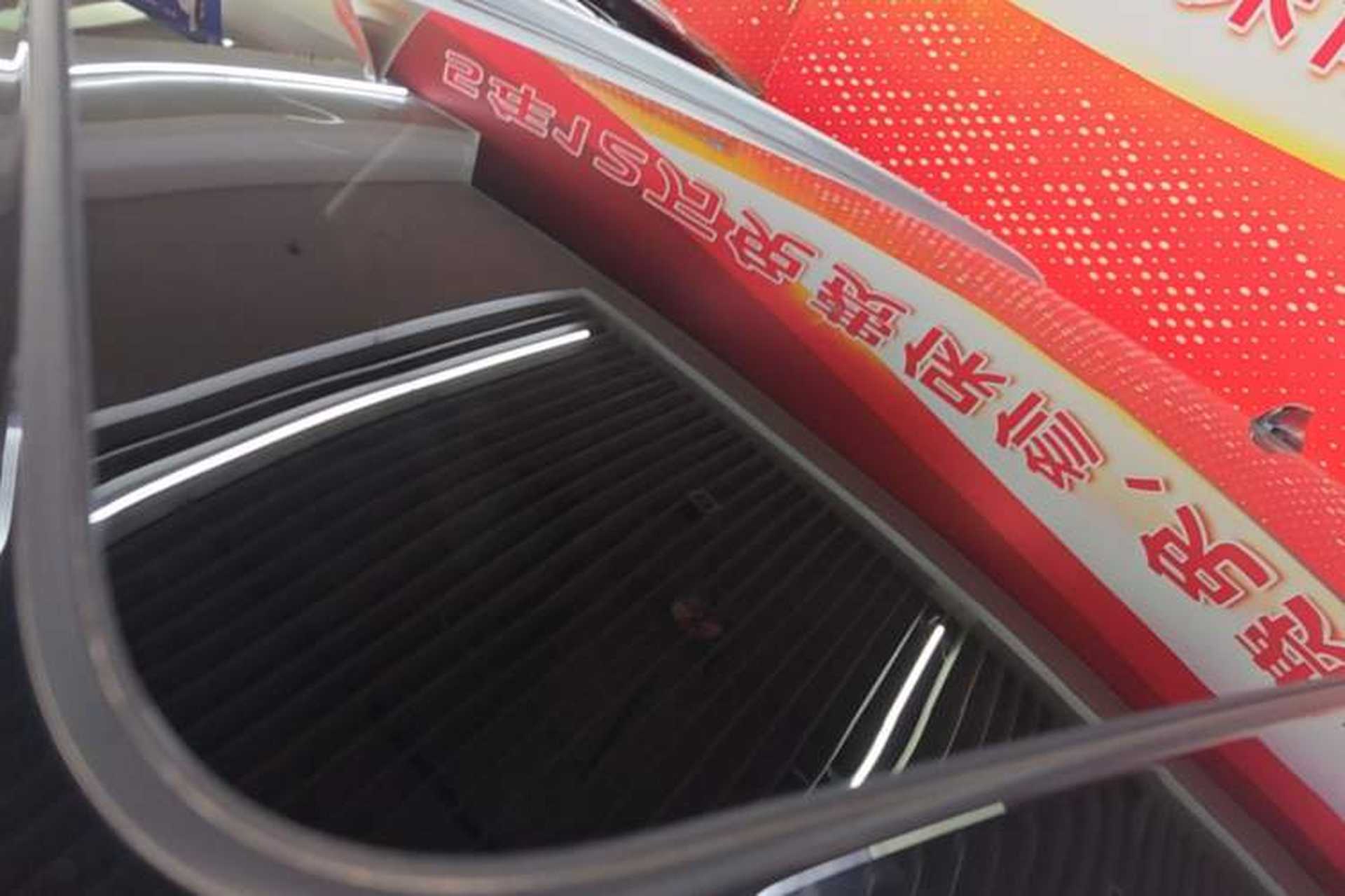 Used Hongqi HS5 2019 2.0T Smart Connect Flagship All-Wheel-Drive Version Roof