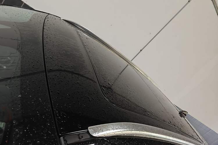 Used Hongqi HS5 2019 2.0T Smart Connect Flagship All-Wheel-Drive Version Roof