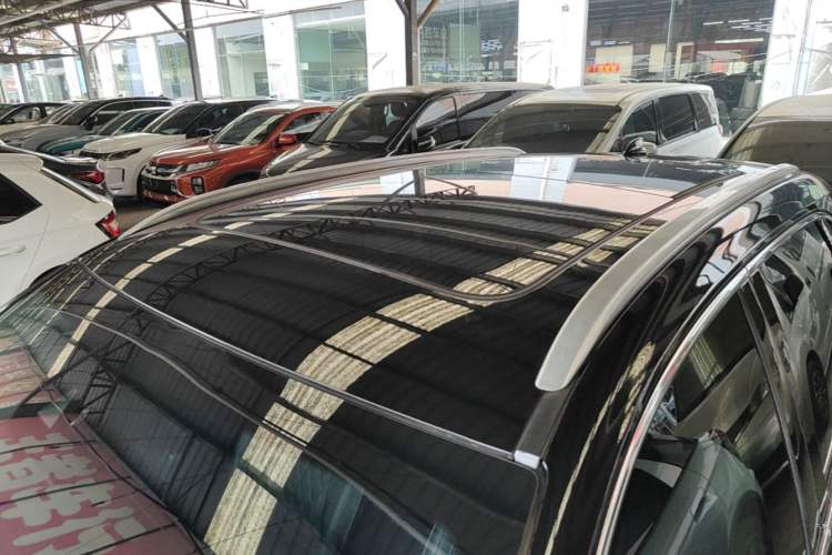 Used Hongqi HS5 2019 2.0T Smart Connect Flagship Edition Roof