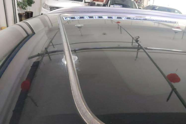 Used Hongqi HS5 2019 2.0T Smart Connect Flagship All-Wheel-Drive Version Roof