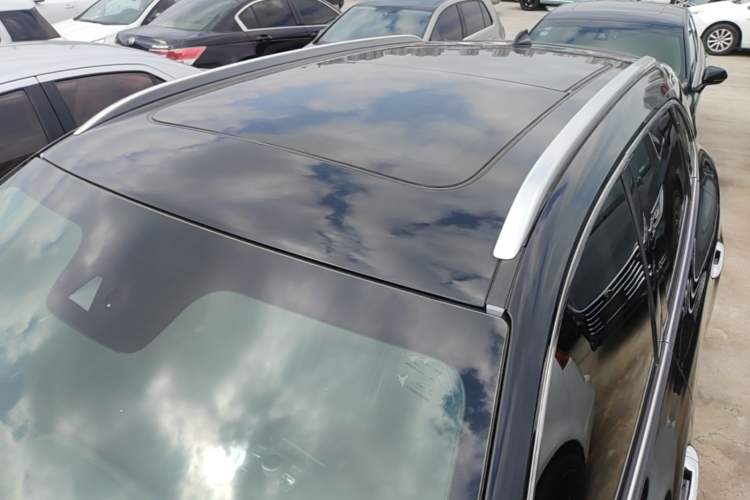Used Hongqi HS5 2019 2.0T Smart Connect Flagship Edition Roof