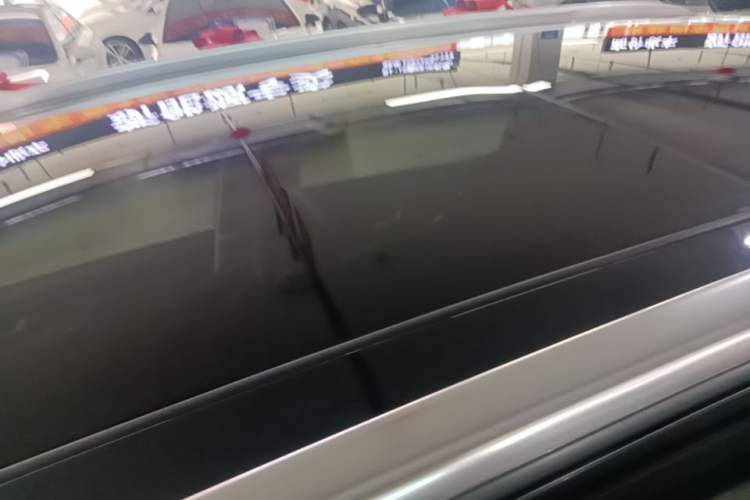 Used Hongqi HS5 2019 2.0T Smart Connect Flagship All-Wheel-Drive Version Roof