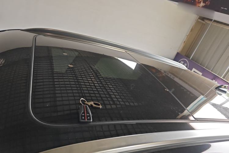 Used Hongqi HS5 2019 2.0T Smart Connect Flagship All-Wheel-Drive Version Roof