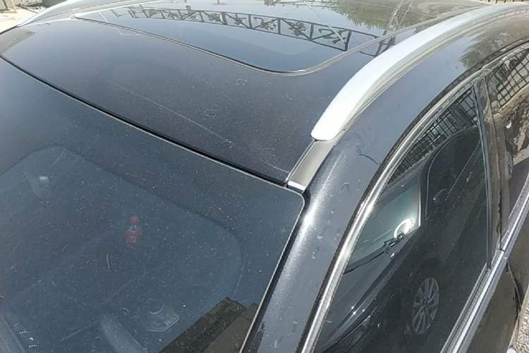 Used Hongqi HS5 2019 2.0T Smart Connect Flagship Edition Roof