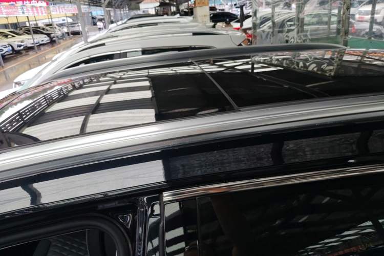 Used Hongqi HS5 2019 2.0T Smart Connect Flagship Edition Roof