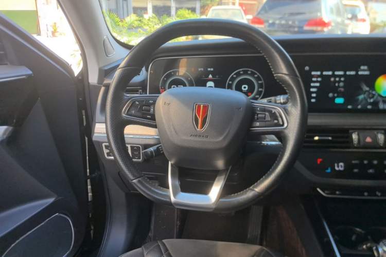 Used Hongqi HS5 2019 2.0T Smart Connect Flagship All-Wheel-Drive Version Steering Wheel