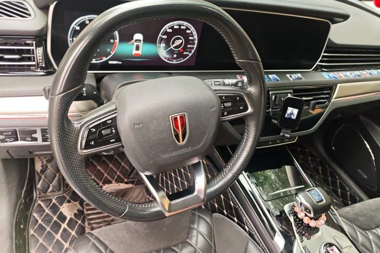 Used Hongqi HS5 2019 2.0T Smart Connect Flagship All-Wheel-Drive Version Steering Wheel