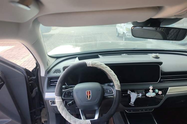 Used Hongqi HS5 2019 2.0T Smart Connect Flagship All-Wheel-Drive Version Steering Wheel
