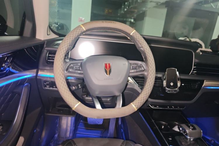 Used Hongqi HS5 2019 2.0T Smart Connect Flagship All-Wheel-Drive Version Steering Wheel