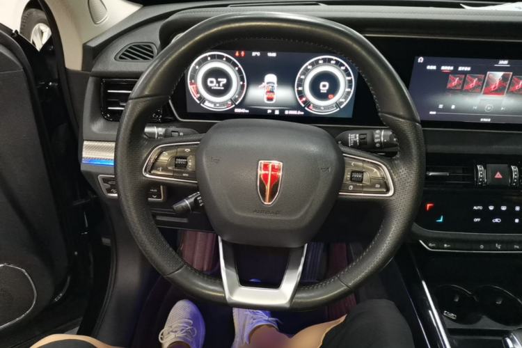 Used Hongqi HS5 2019 2.0T Smart Connect Flagship All-Wheel-Drive Version Steering Wheel