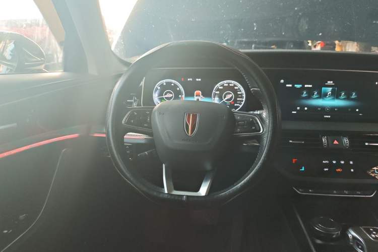 Used Hongqi HS5 2019 2.0T Smart Connect Flagship All-Wheel-Drive Version Steering Wheel