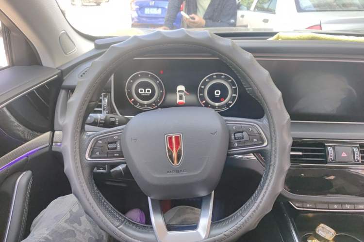 Used Hongqi HS5 2019 2.0T Smart Connect Flagship All-Wheel-Drive Version Steering Wheel