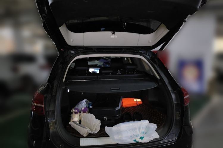 Used Hongqi HS5 2019 2.0T Smart Connect Flagship Edition Trunk
