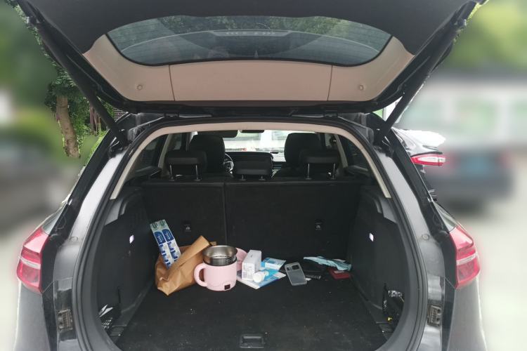 Used Hongqi HS5 2019 2.0T Smart Connect Flagship Edition Trunk