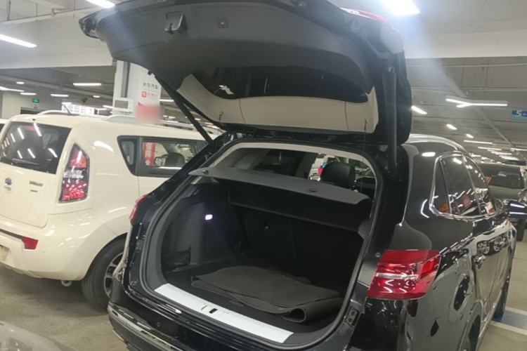 Used Hongqi HS5 2019 2.0T Smart Connect Flagship All-Wheel-Drive Version Trunk