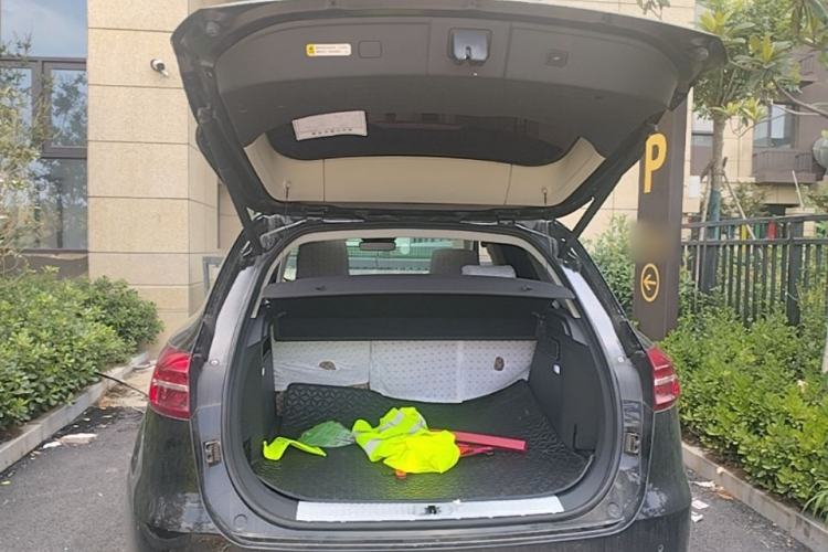 Used Hongqi HS5 2019 2.0T Smart Connect Flagship All-Wheel-Drive Version Trunk