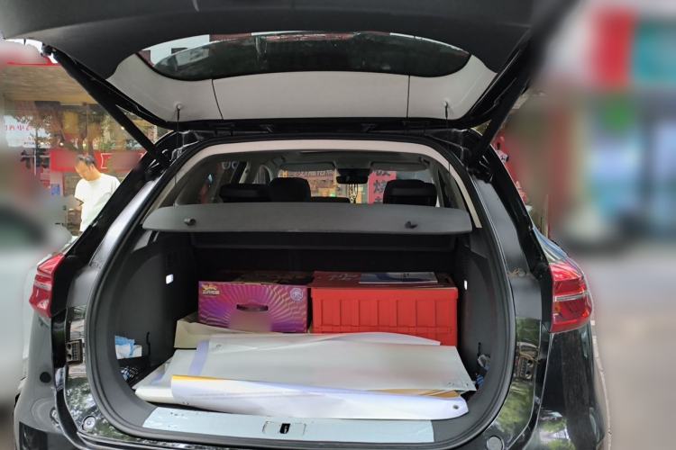 Used Hongqi HS5 2019 2.0T Smart Connect Flagship All-Wheel-Drive Version Trunk