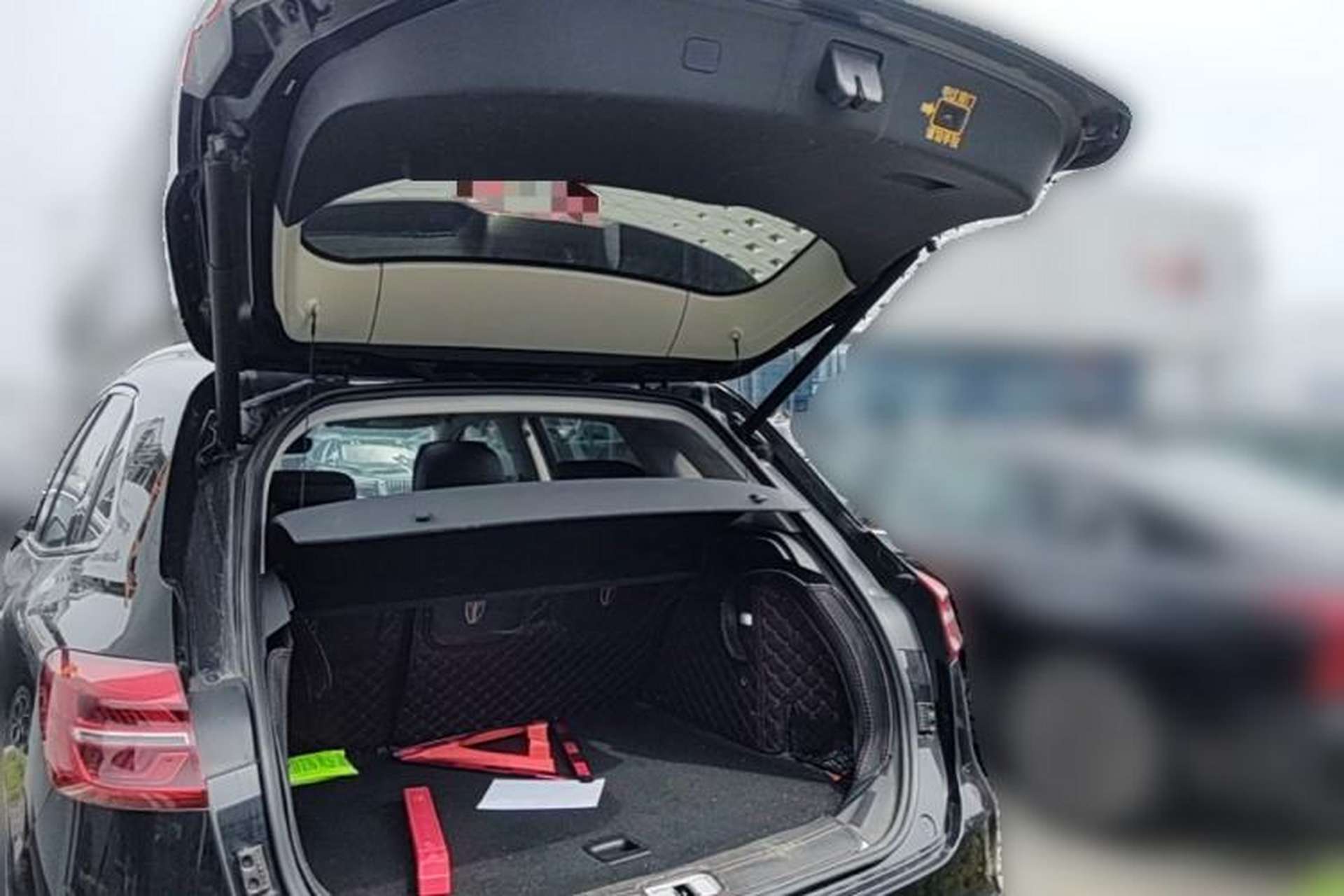 Used Hongqi HS5 2019 2.0T Smart Connect Flagship Edition Trunk