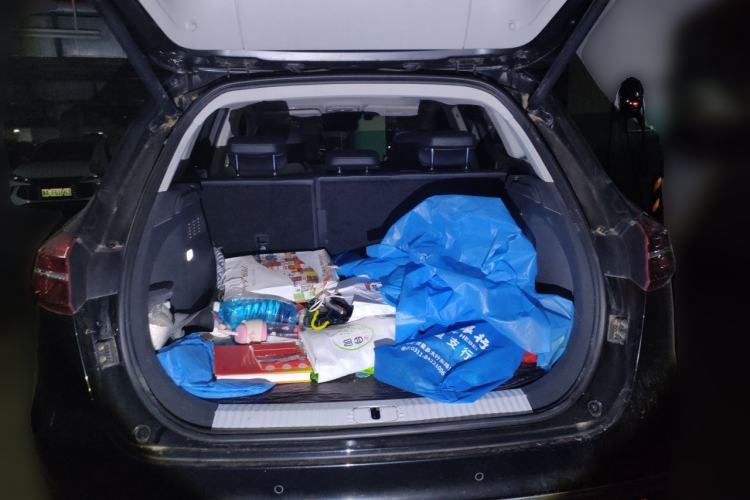 Used Hongqi HS5 2019 2.0T Smart Connect Flagship Edition Trunk