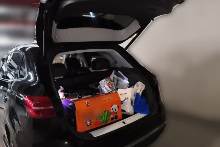 Used Hongqi HS5 2019 2.0T Smart Connect Flagship Edition Trunk