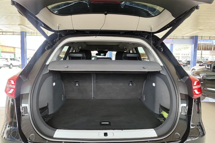 Used Hongqi HS5 2019 2.0T Smart Connect Flagship All-Wheel-Drive Version Trunk