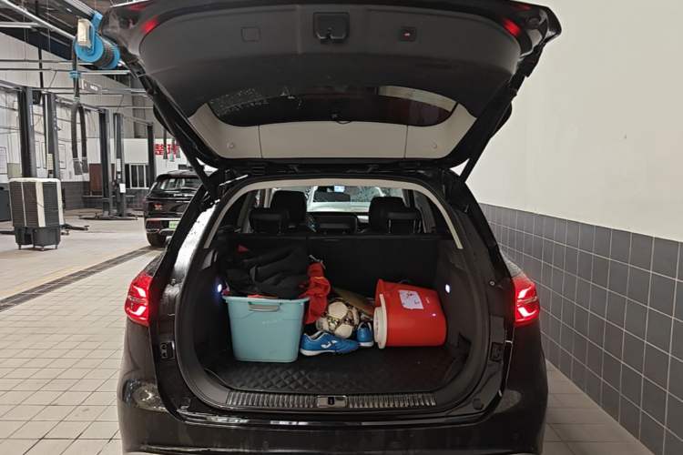 Used Hongqi HS5 2019 2.0T Smart Connect Flagship All-Wheel-Drive Version Trunk