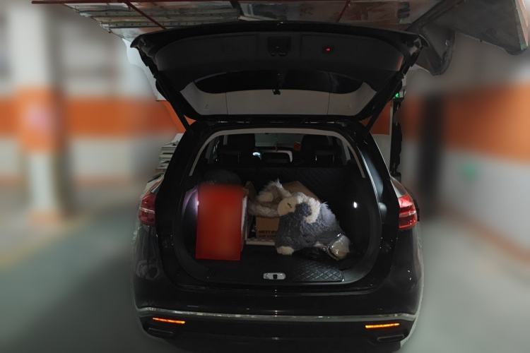 Used Hongqi HS5 2019 2.0T Smart Connect Flagship Edition Trunk