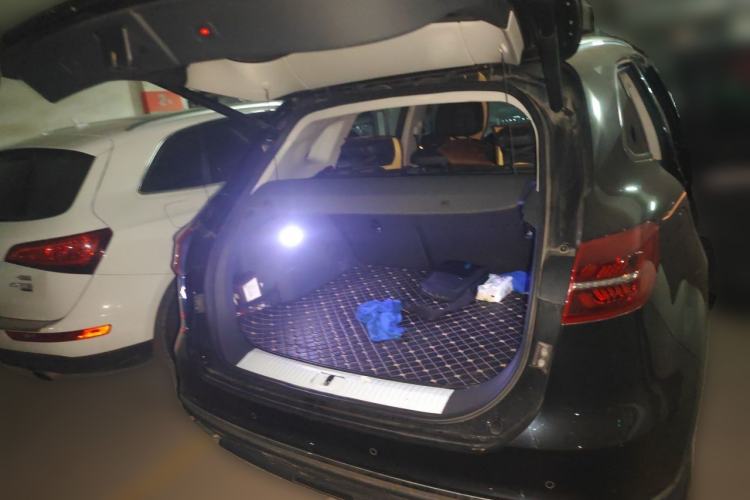 Used Hongqi HS5 2019 2.0T Smart Connect Flagship Edition Trunk
