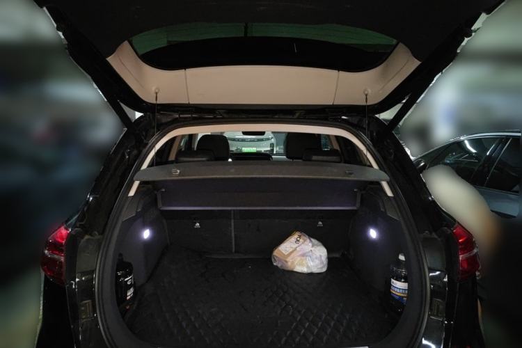 Used Hongqi HS5 2019 2.0T Smart Connect Flagship All-Wheel-Drive Version Trunk