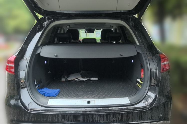 Used Hongqi HS5 2019 2.0T Smart Connect Flagship All-Wheel-Drive Version Trunk